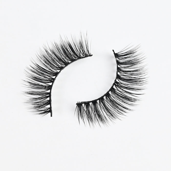 7 Pairs of False Eyelashes Natural Look Fluffy Cat Eye Wispy Lashes Pack